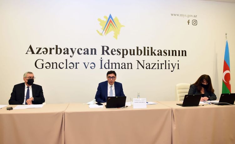 Fərid Qayıbovdan Fərid Mansurova tapşırıqlar