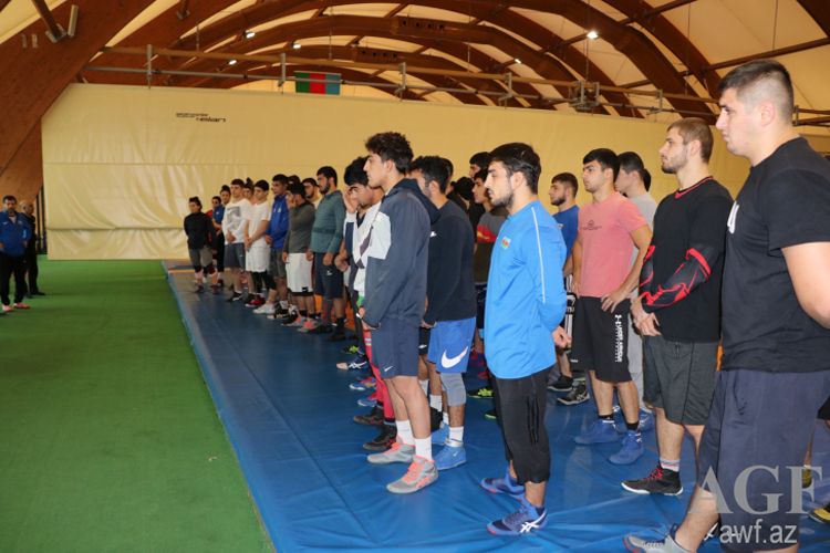 Qurban Qurbanov yığma ilə Belqrada gedir