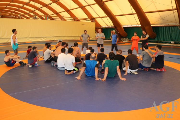 Dünya çempionatının hazırlığına başladı – güləşilərimiz