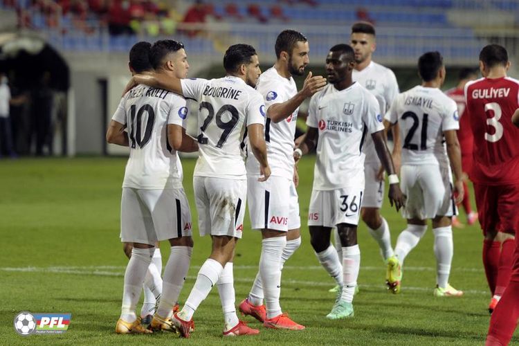 Həm yerli, həm əcnəbi “11-liy”i – “Neftçi”nin
