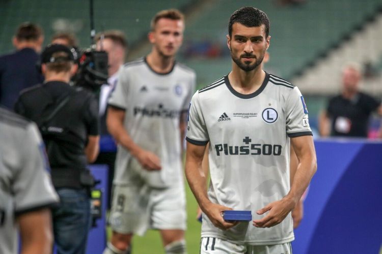 “Qarabağ” Polşa çempionatında dominantlıq edərdi” – Mahir Emreli
