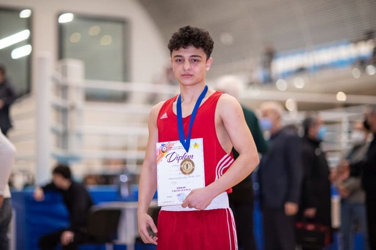 Azərbaycanın ən yaxşı boksçusu və çempion qardaşlardan qələbə şərhi