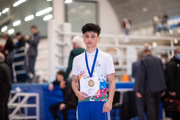 Azərbaycanın ən yaxşı boksçusu və çempion qardaşlardan qələbə şərhi