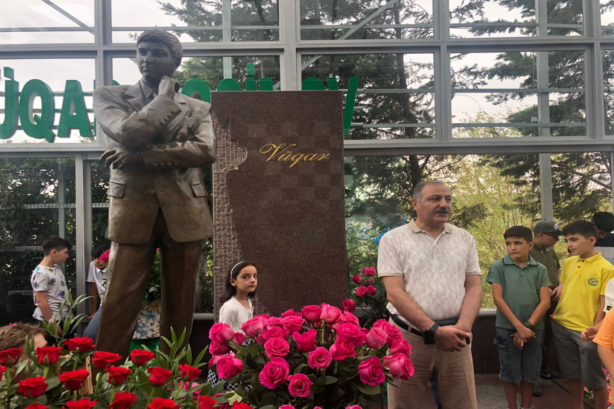 Vüqar Həşimovun atası: “Onun karyerası dərindən öyrənilməlidir” 