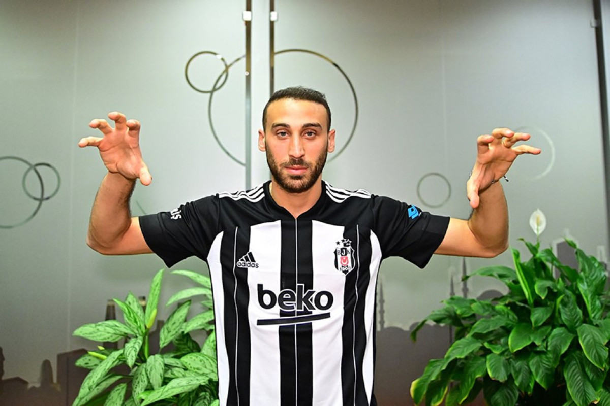 Cenk Tosun yeni klubu ilə anlaşdı 