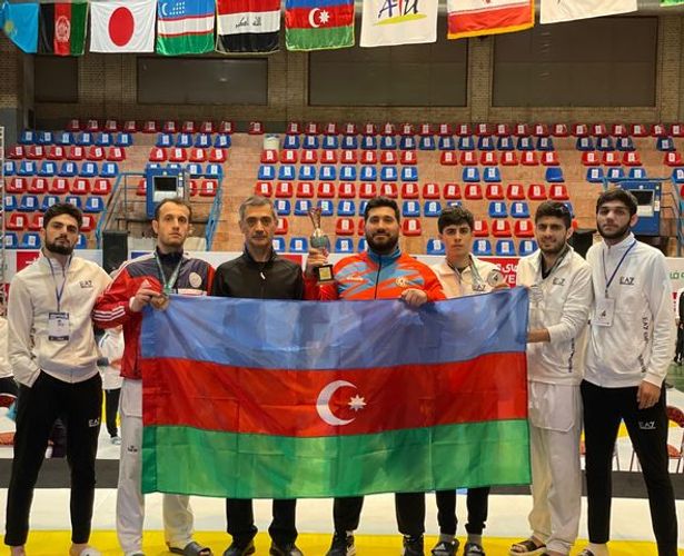 Parataekvondoçularımız İranda 3 medal qazandı