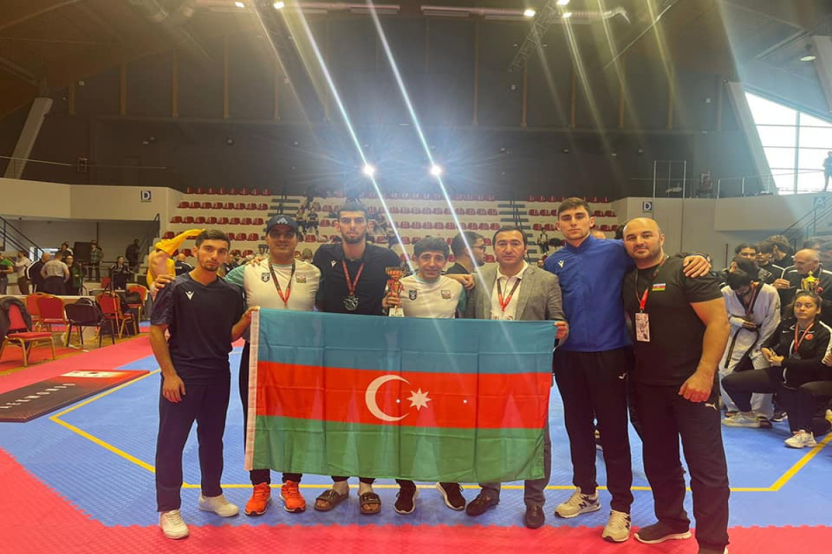 Taekvondoçumuz Avropa çempionatında gümüş medal qazandı - FOTOLENT 