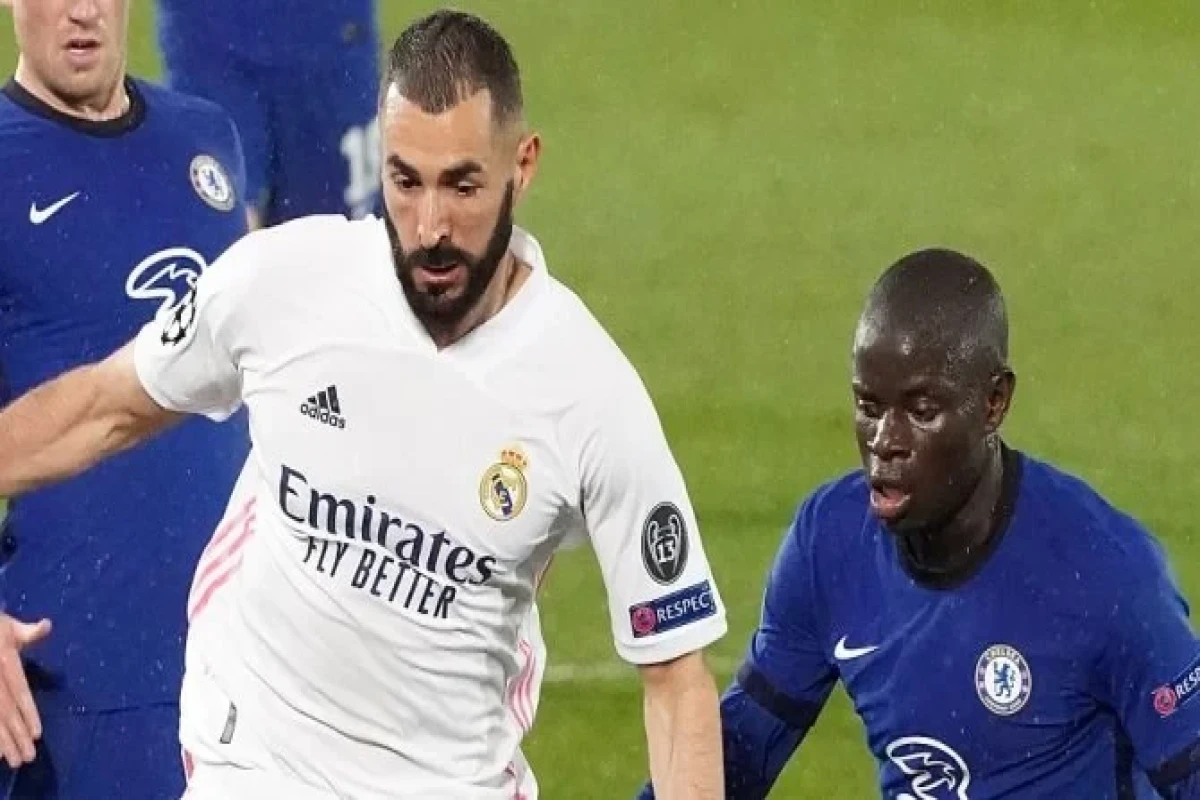 Kante Benzema ilə eyni komandada - FOTO 