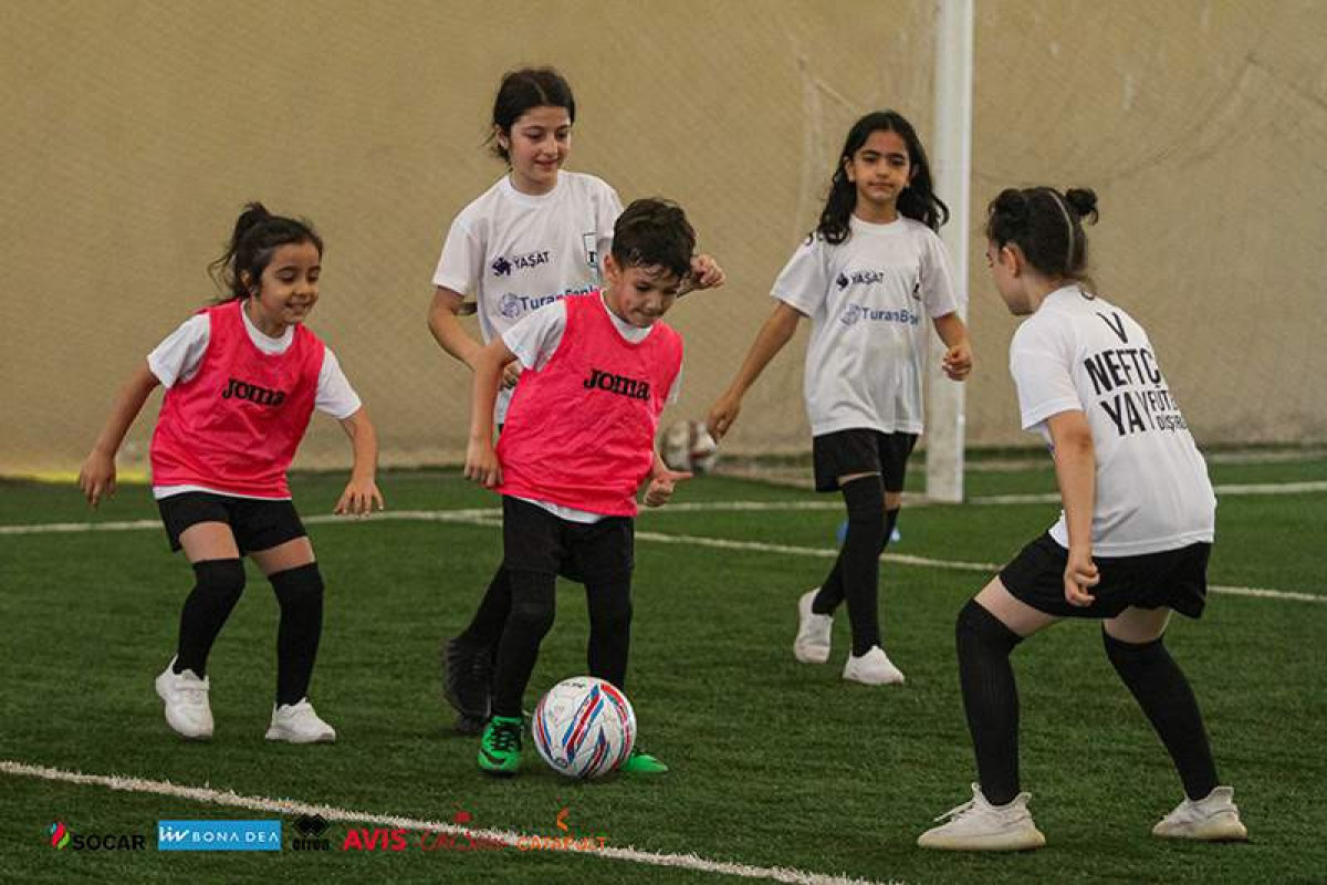 “V Neftçili Yay Futbol Düşərgəsi” layihəsinə start verdi - FOTOLENT 