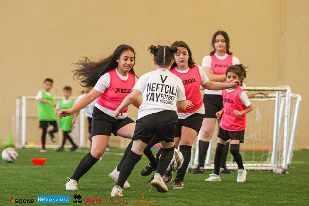 “V Neftçili Yay Futbol Düşərgəsi” layihəsinə start verdi - FOTOLENT 