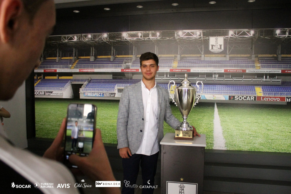 Şəhid övladları və Bakı-İstanbul liseyinin şagirdləri üçün stadion turu - FOTO  - VİDEO 