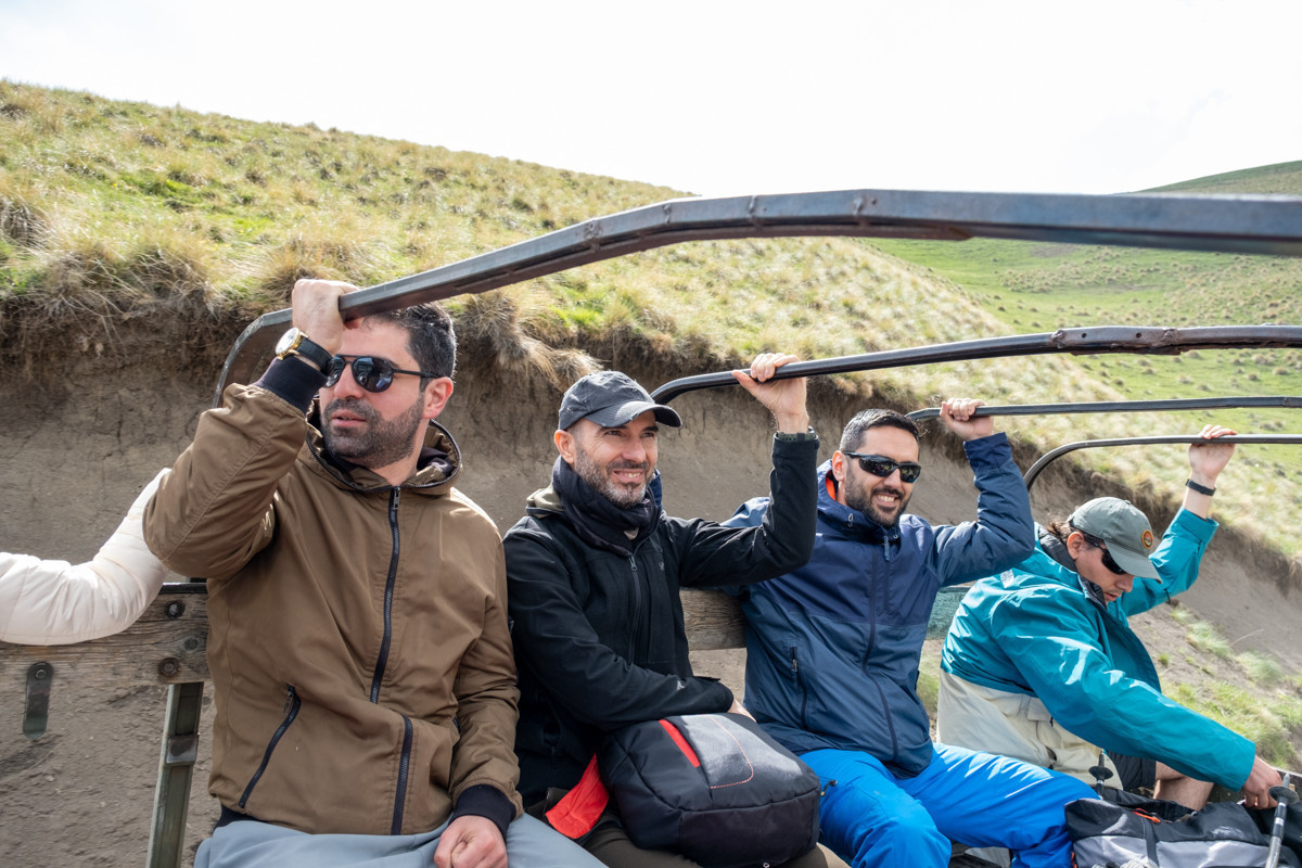 “Azərlotereya”nın bir qrup əməkdaşı “Heydər Zirvəsi”nə yürüş edib - FOTO 