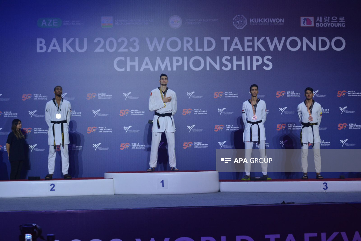 Türkiyəli taekvondoçu Bakıda dünya çempionu oldu - FOTOLENT 