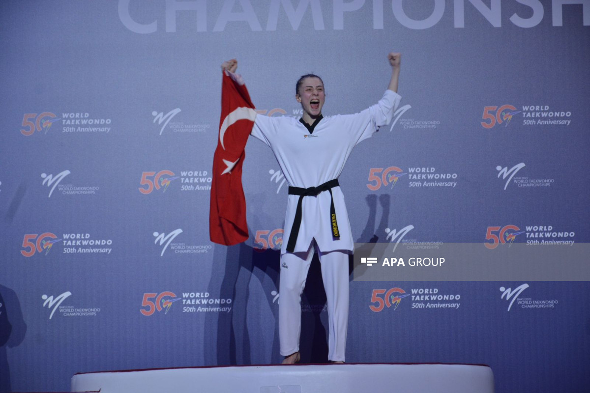 Türkiyəli taekvondoçu Bakıda dünya çempionu oldu - FOTOLENT 