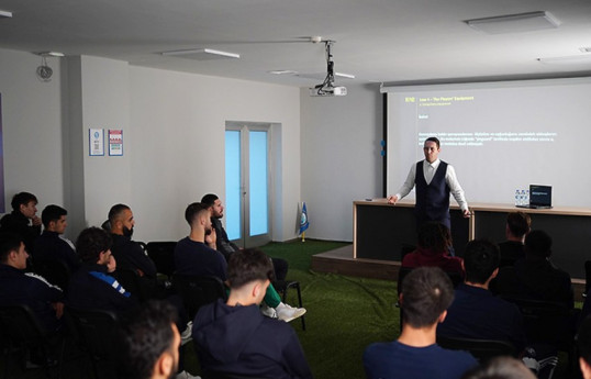 “Səbail”in məşqçi və futbolçu heyəti üçün seminar keçirilib