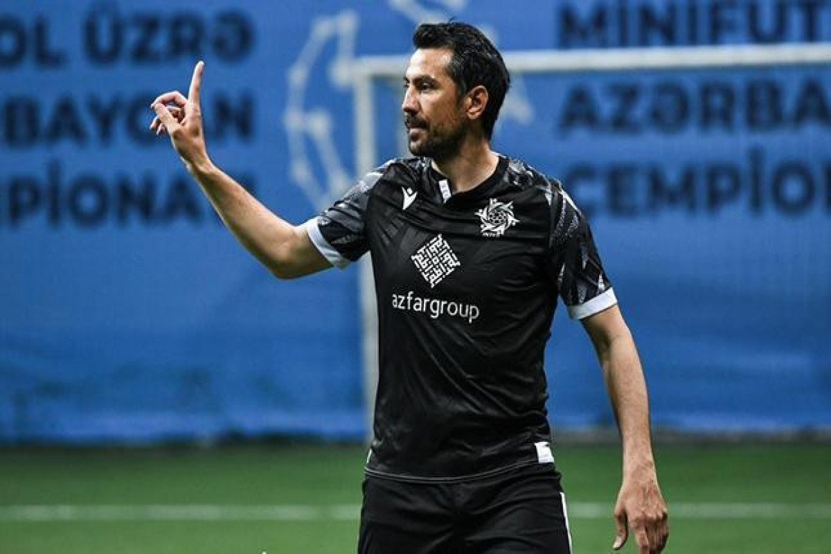 Rauf Əliyev: "Qarabağ" Juninyodan daha yaxşı futbolçu gətirəcək"