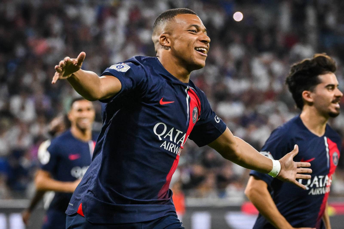 "Real" Mbappe üçün 500 milyon avro xərcləyəcək