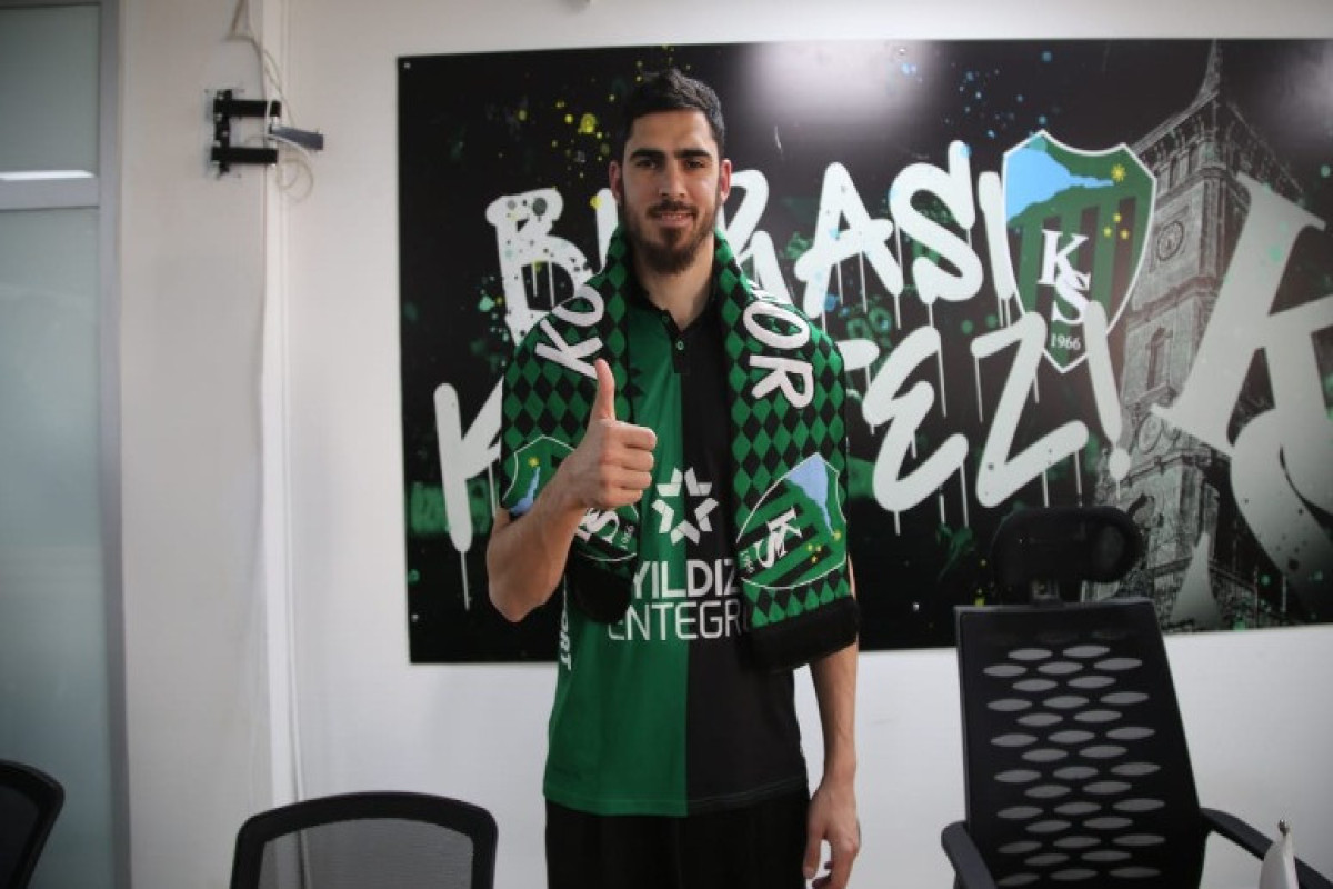 Ramil Şeydayev “Kocaelispor”la müqavilə imzaladı  