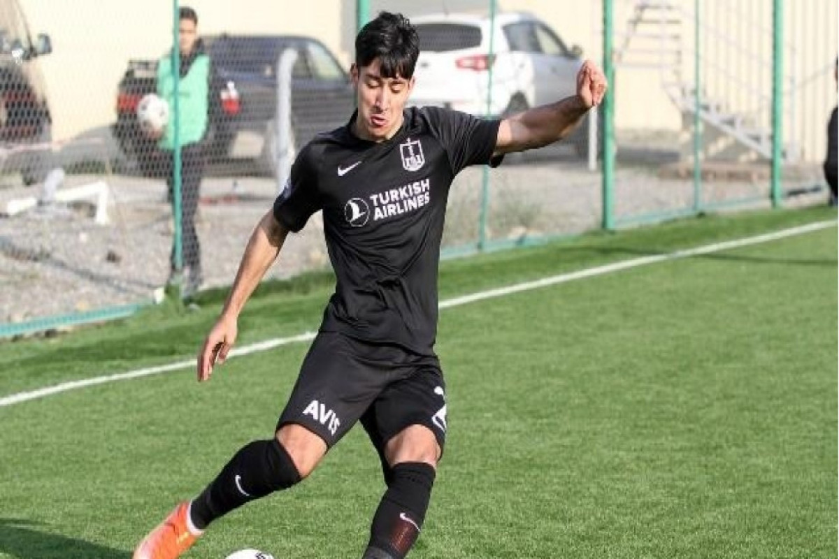 Gənc futbolçuya Premyer Liqadan təklif var