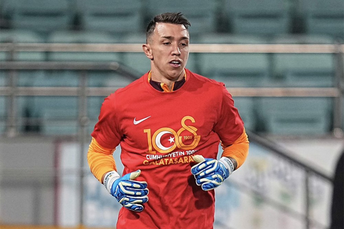 "Qalatasaray" Muslera ilə prinsipial razılıq əldə edib