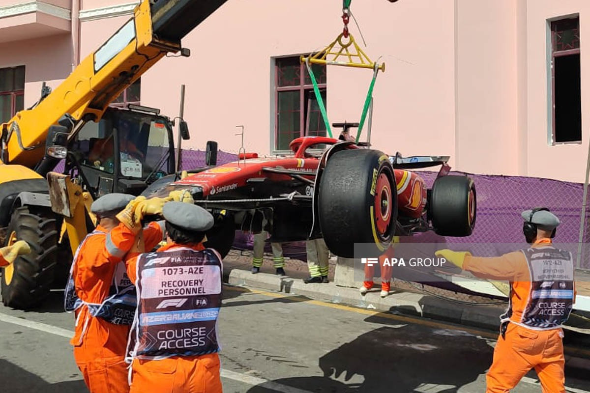 "Formula 1"-də ardıcıl qəzalar baş verib - FOTO 