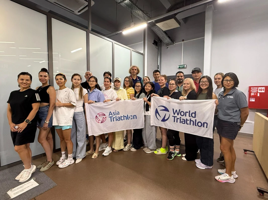 Beynəlxalq triatlon yarışında ilk azərbaycanlı hakim - FOTO 