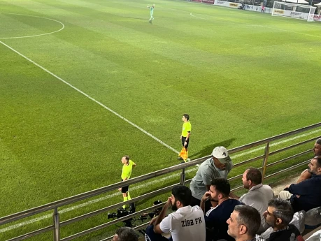 Coy Lens Mikels “Zirə”nin matçında - FOTO 