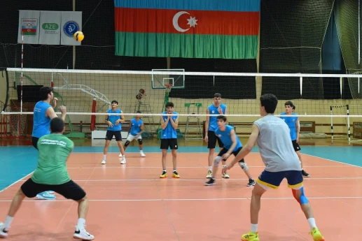 Federasiya rəhbərliyi millinin məşqində