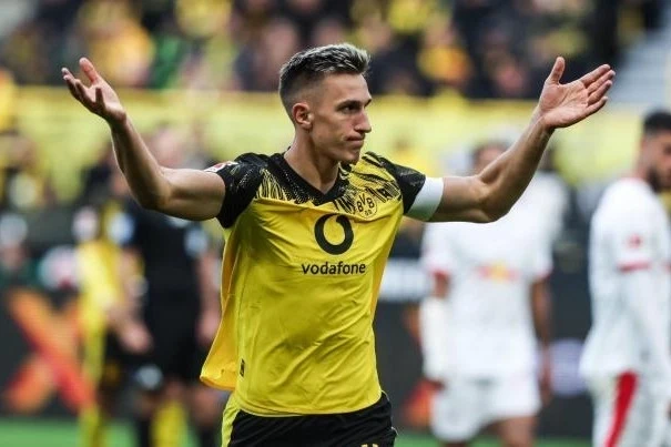 "Borussiya" ulduz futbolçusuna 50 milyon avro qiymət qoyub