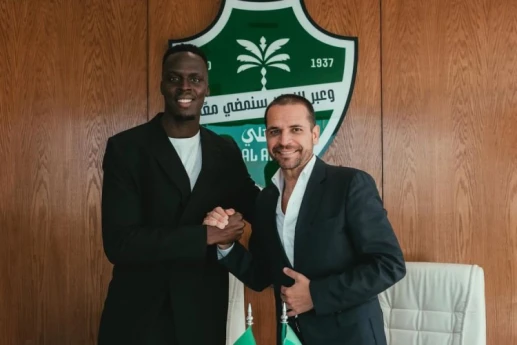 Sabiq “Çelsi”li daha 3 il Səudiyyə Ərəbistanı klubunda - RƏSMİ 