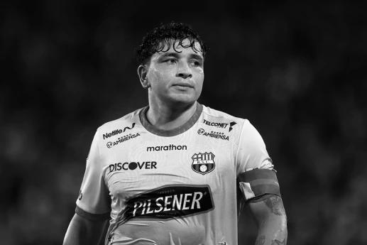 "Barselona"nın müdafiəçisi silahlı hücum nəticəsində öldürülüb