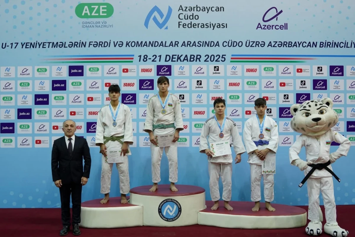 Ölkə birinciliyi: 5 çəki dərəcəsində medalçılar bəlli olub - FOTO 