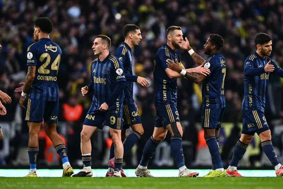 "Fənərbaxça"nın 6 futbolçusu derbini buraxacaq - Rəsmi 