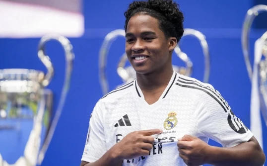 “Real”ın hücumçusu Fransa klubunda çıxış edəcək