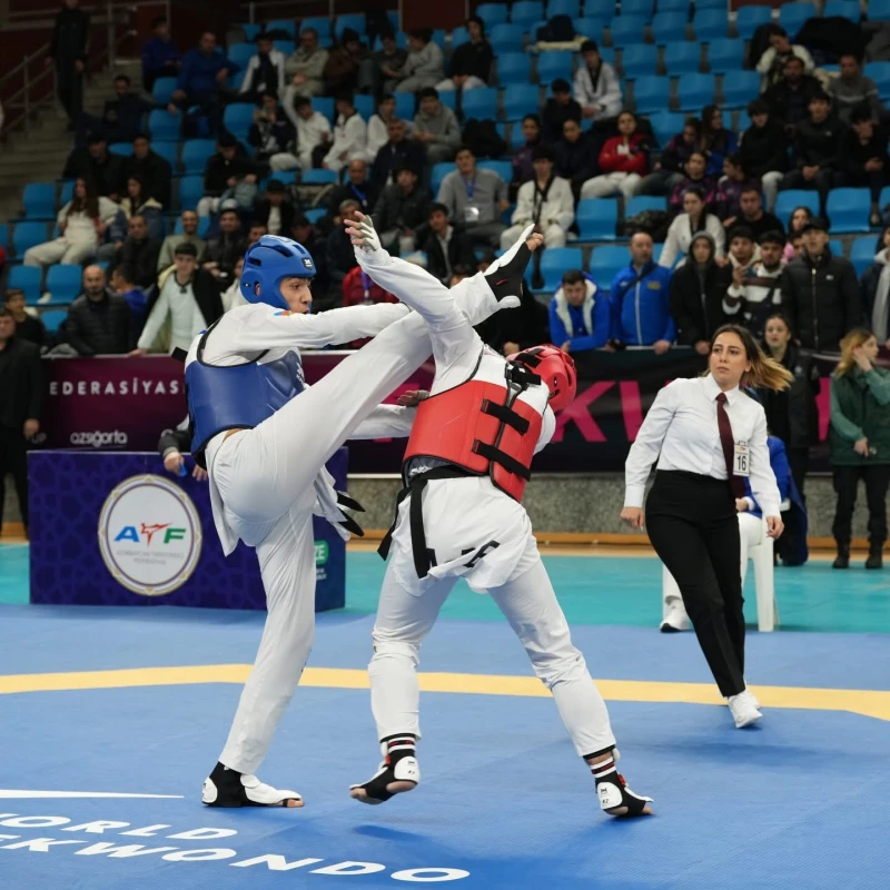 Taekvondo üzrə ölkə birinciliyinə start verilib - FOTO 