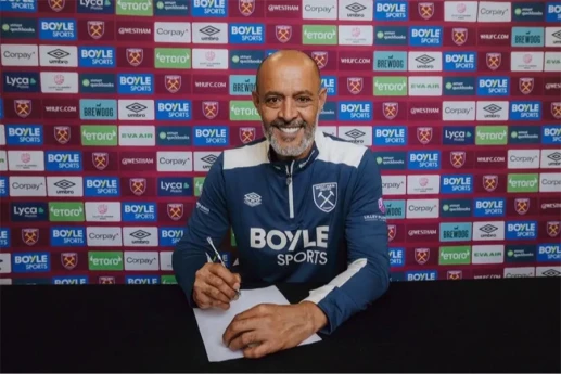 Premyer Liqa klubu baş məşqçisi ilə yolları ayırır