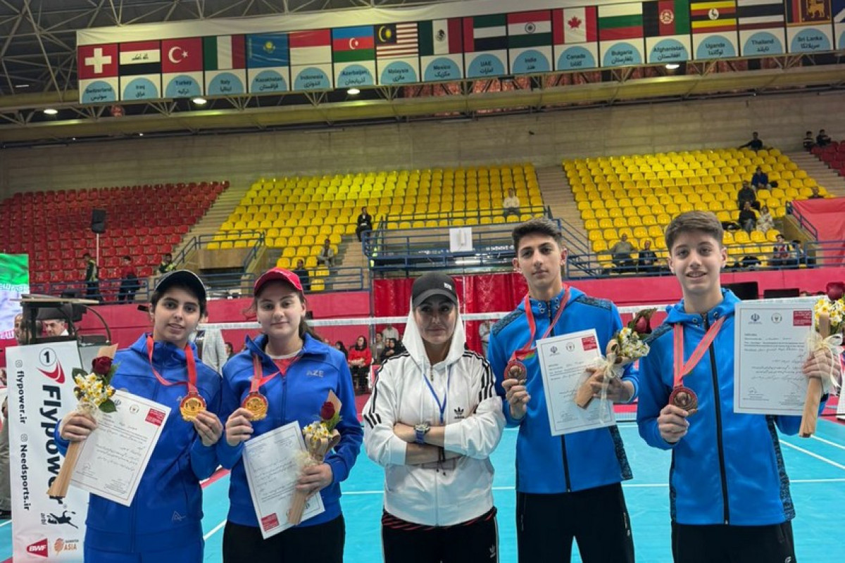 Badmintonçularımız İranda qızıl medal qazanıblar