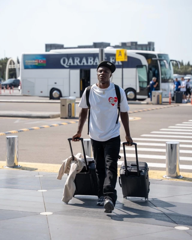 “Qarabağ” Avstriyaya yollanıb - FOTO 
