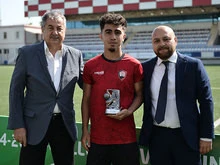 AFFA Gənclər Liqasının qalibləri mükafatlandırıldı