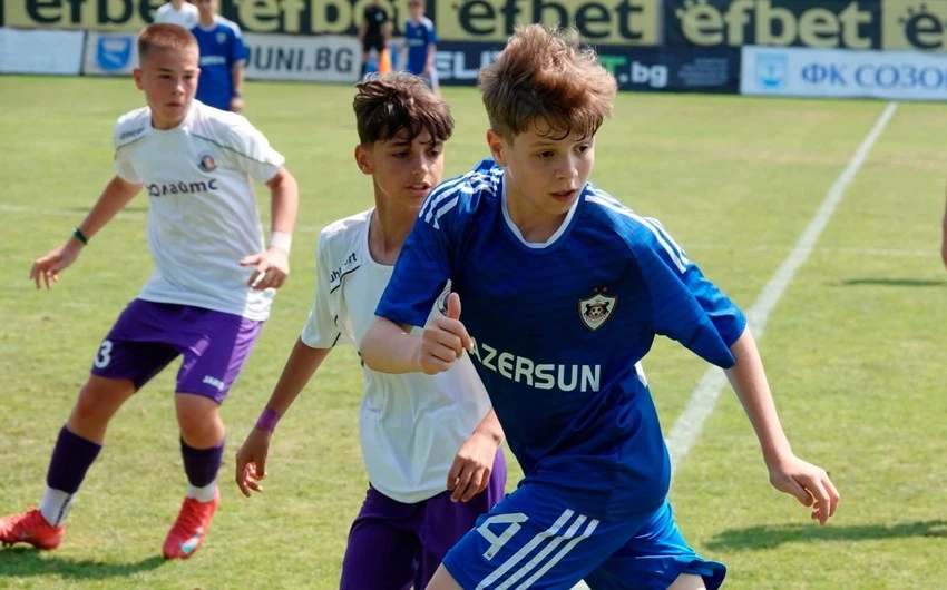 “Qarabağ” Bolqarıstanda keçirilən beynəlxalq turnirin qalibi olub