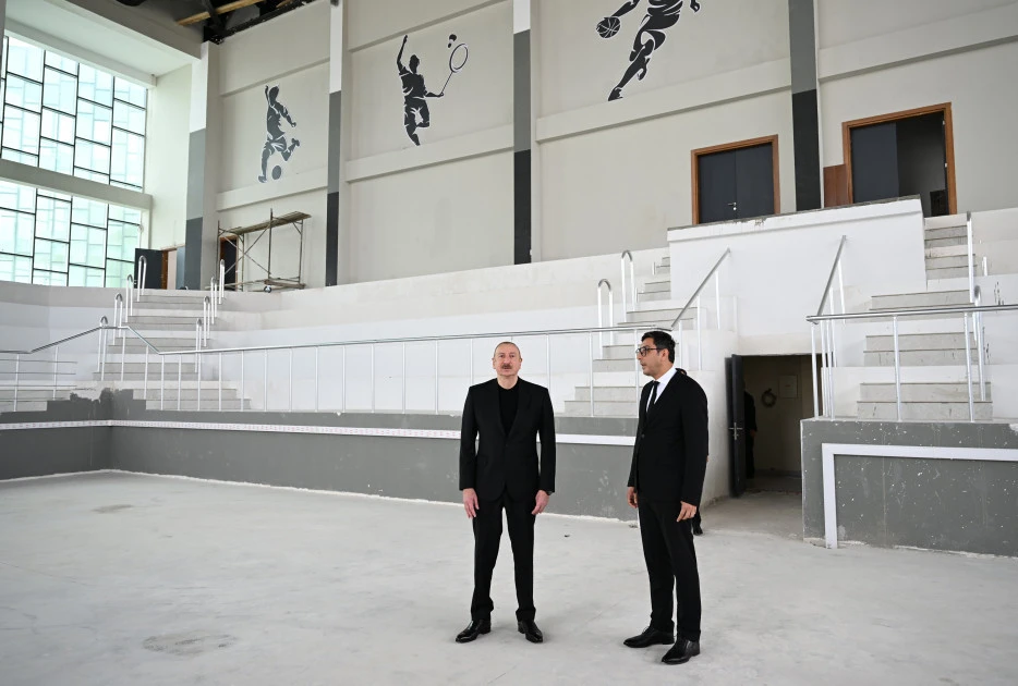 İlham Əliyev Yevlax Olimpiya İdman Kompleksində görülmüş işlərlə tanış olub - YENİLƏNİB 