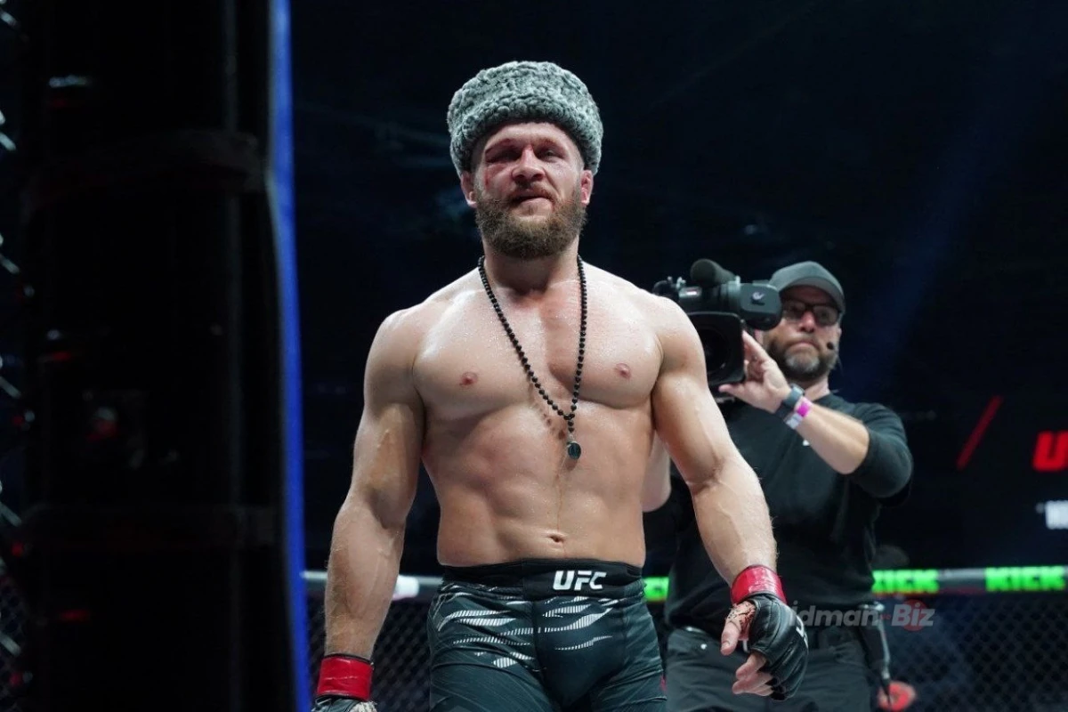Fiziev 10-cu pillədə: UFC-nin reytinq cədvəli yeniləndi
