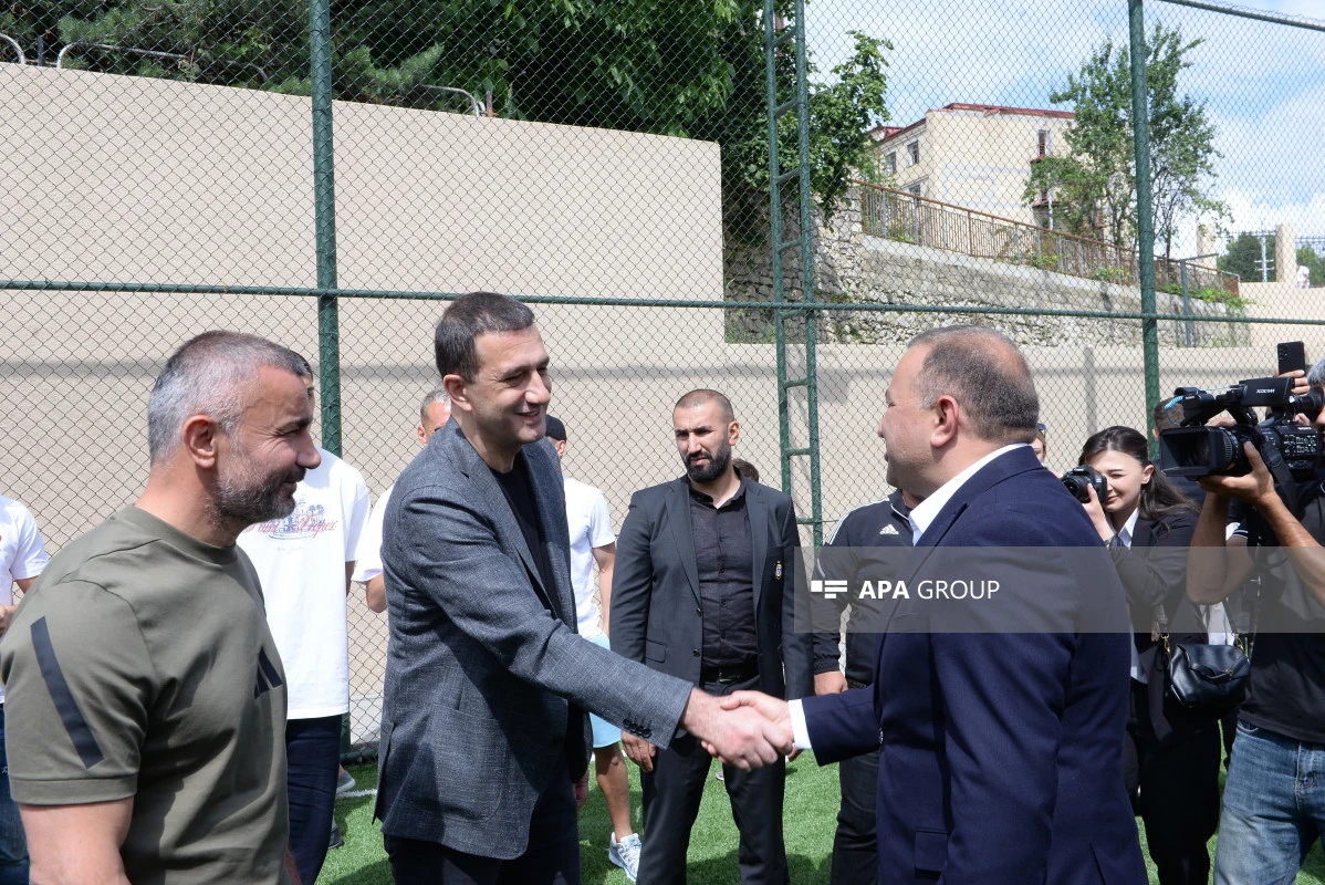 “Qarabağ” Şuşa sakinləri ilə görüşdü - FOTO 