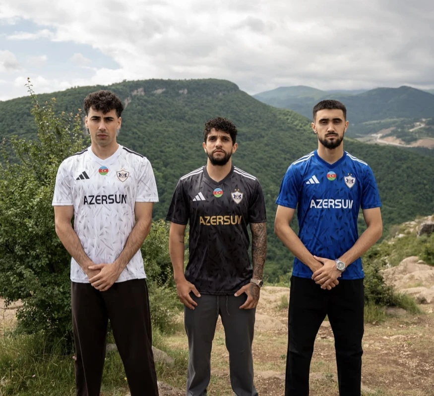 “Qarabağ” yeni formalarını təqdim etdi - FOTO 