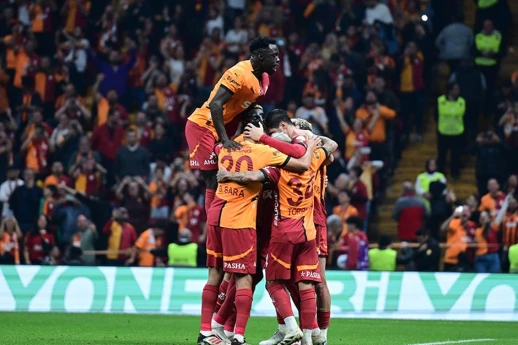 “Qalatasaray”dan darmadağın