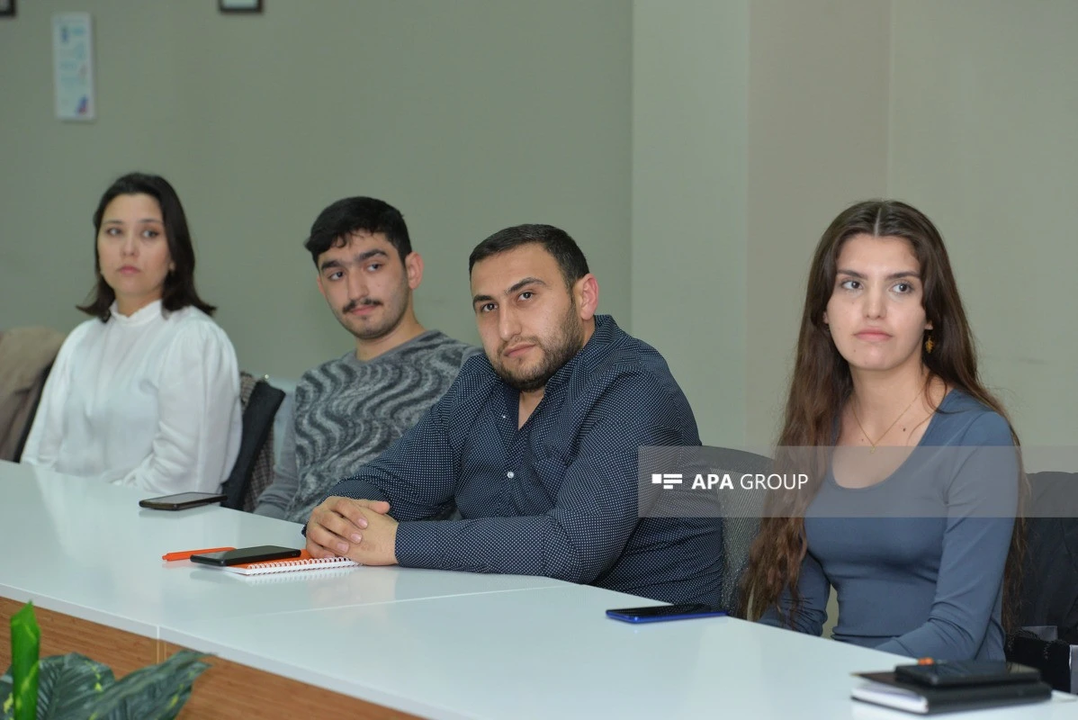APA Jurnalist Məktəbi növbəti təlim kursuna start verib - FOTO 