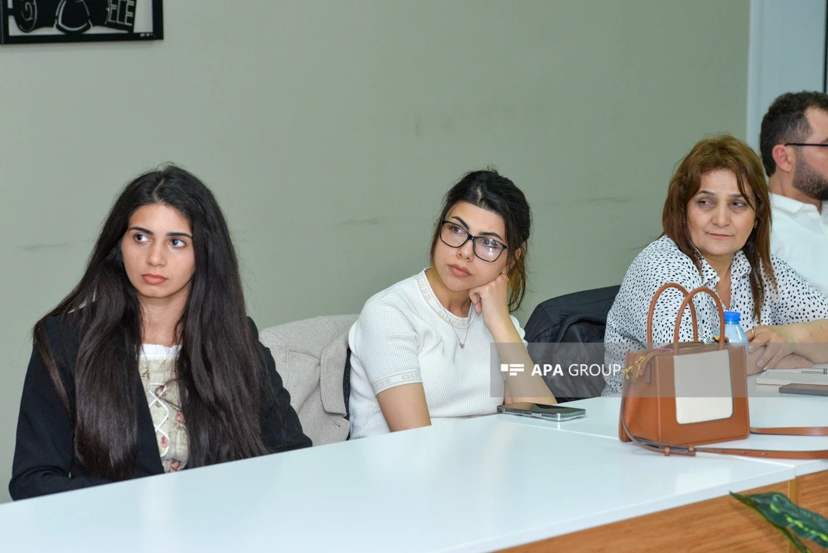 APA Jurnalist Məktəbi növbəti təlim kursuna start verib - FOTO 