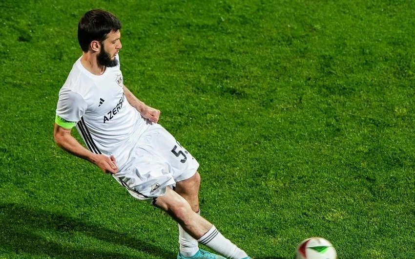 Bədavi Hüseynov “Qarabağ”ın heyətində 250-ci oyuna çıxıb