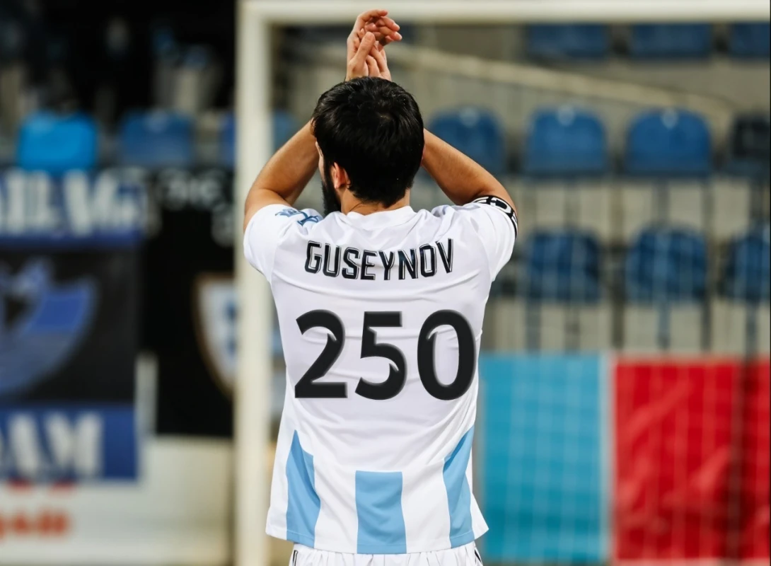 Bədavi Hüseynov “Qarabağ”ın heyətində 250-ci oyuna çıxıb