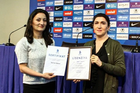 Klublara lisenziyalar təqdim edilib - FOTO 